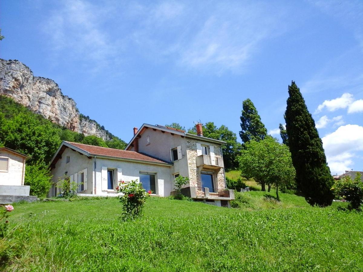 Maison Charmante A Plan-De-Baix Avec Vue Montagne. Villa Luaran gambar